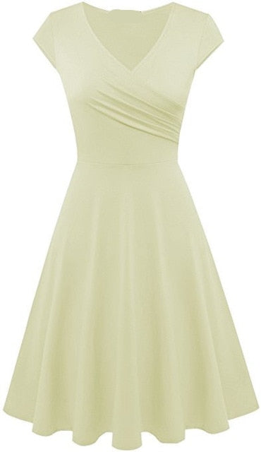 Short-Sleeved Plain Slim-Fit Expandable Dress