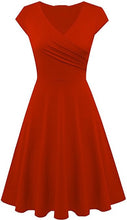 Load image into Gallery viewer, Short-Sleeved Plain Slim-Fit Expandable Dress
